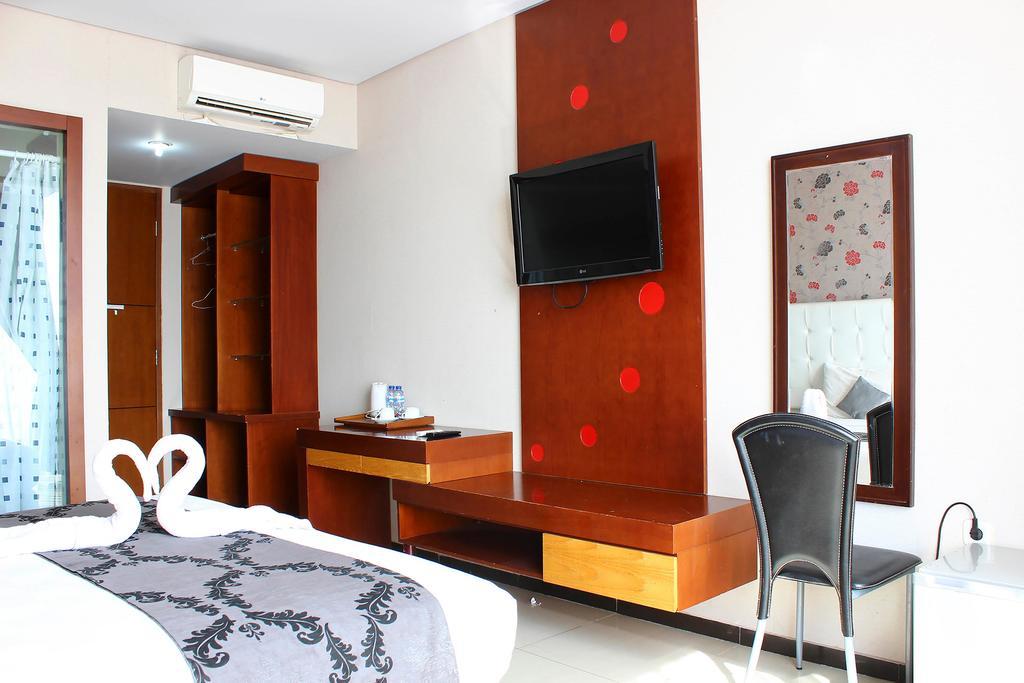 The Rizen Hotel Cisarua Exterior foto